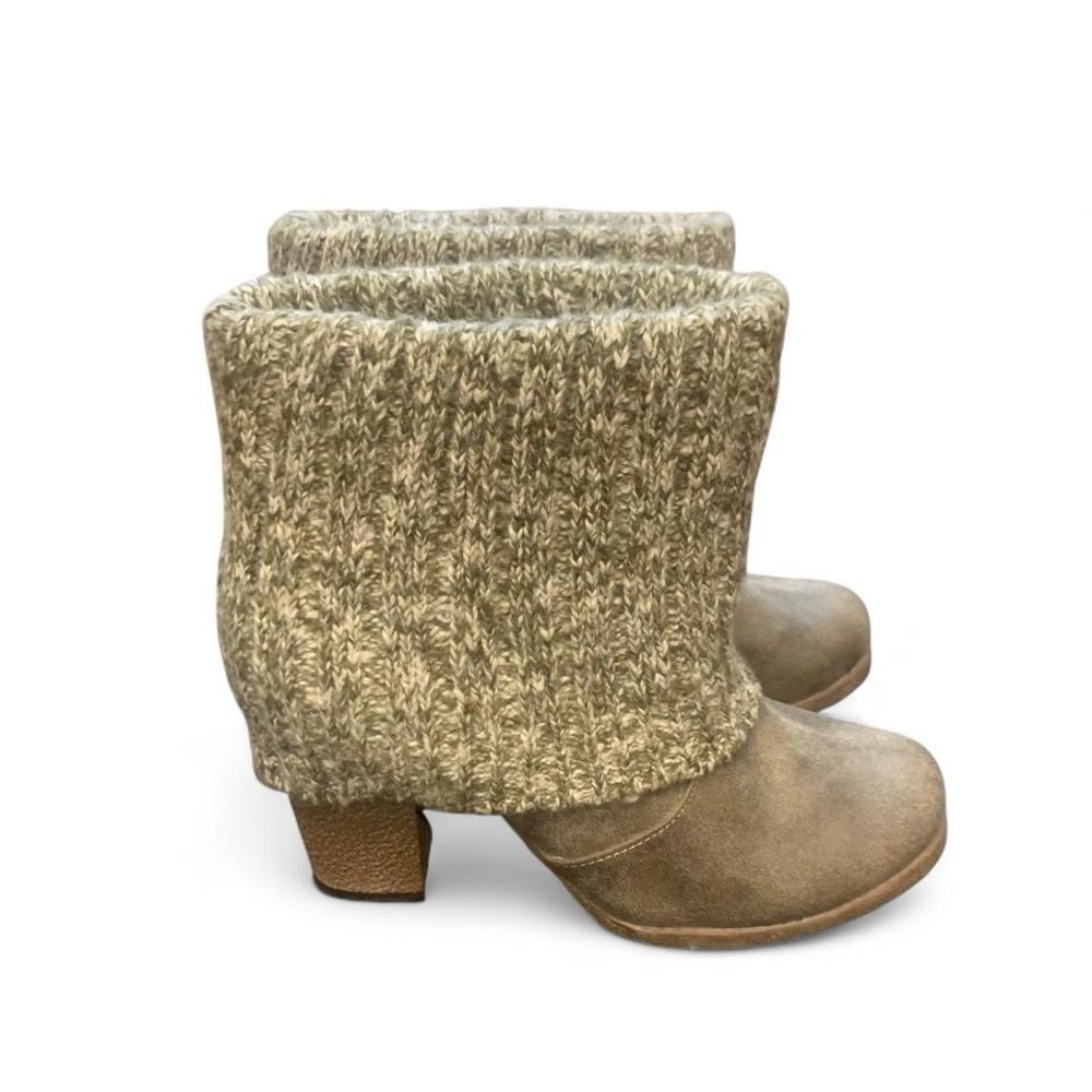 Muk Luks Green Knit Cuff Boots